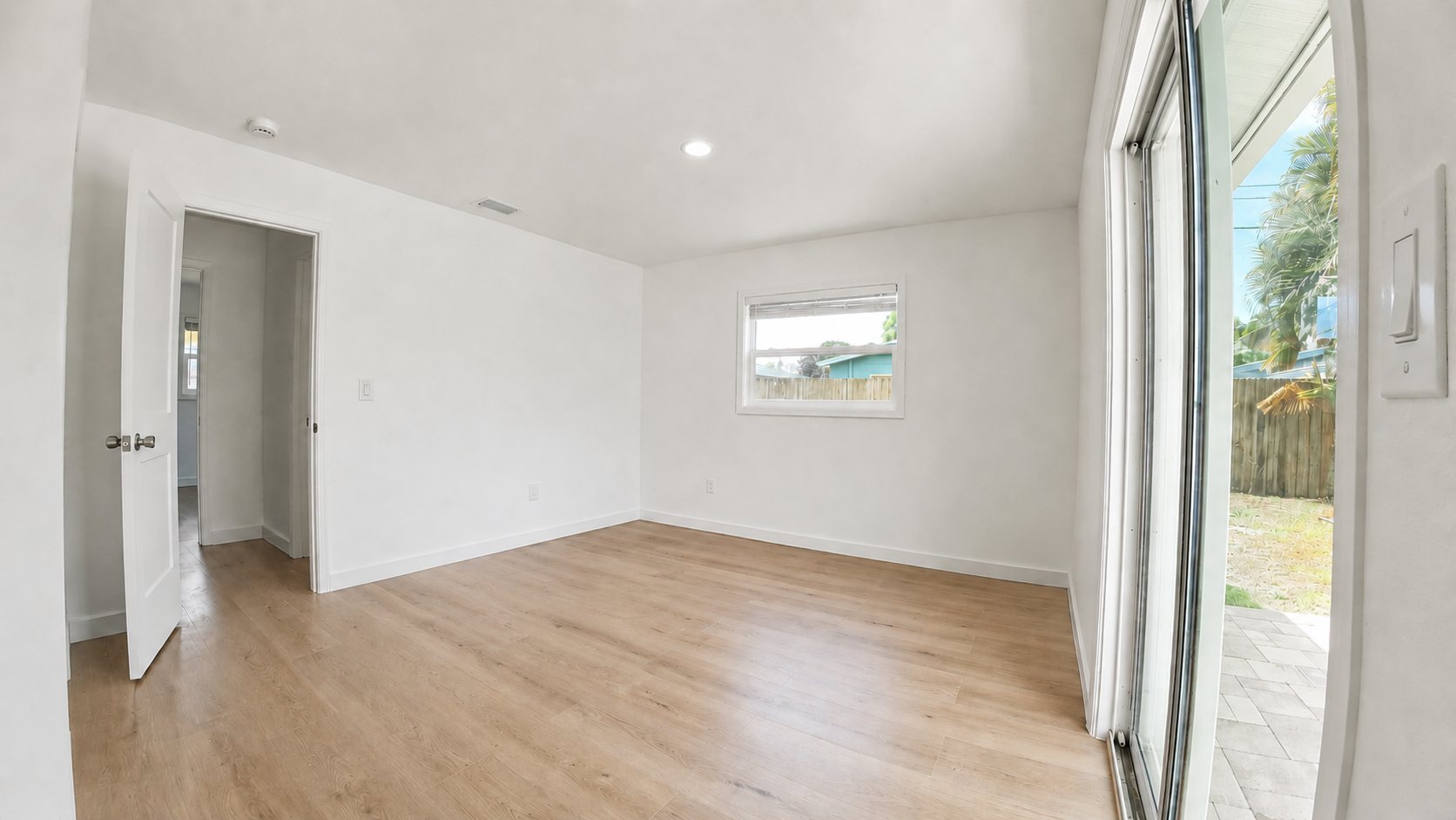 10 1834 New Hampshire Ave NE – Saint Petersburg, FL 33703