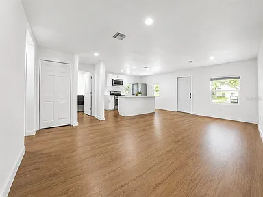 9212 N Brooks St – Tampa, FL 33612